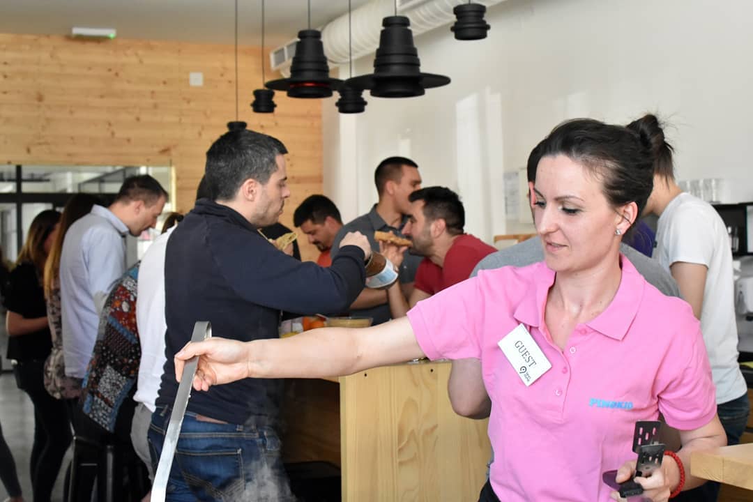 30592650_1995142954083864_2019733956064182272_n