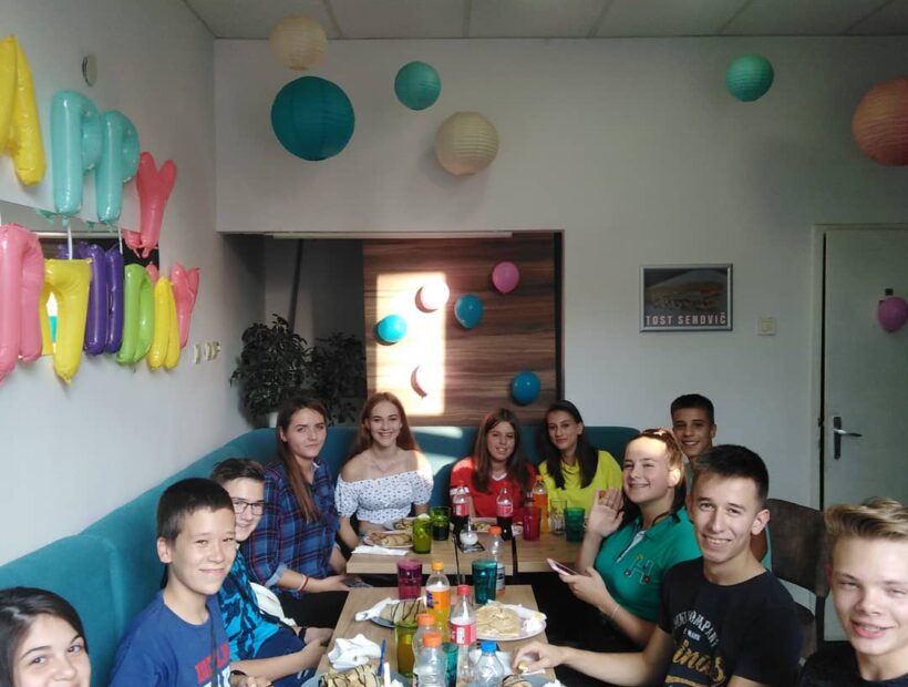 69154824_212621499720957_2831020497716499176_n